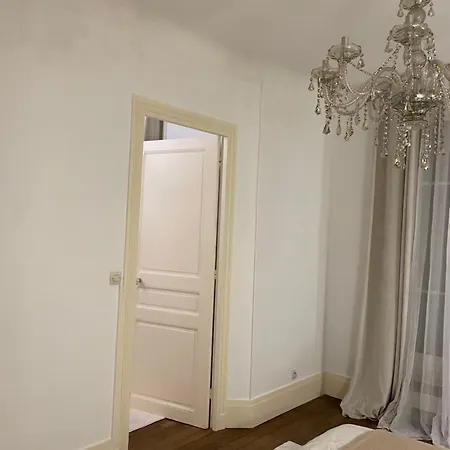 48 M2 Bercy Cosy Parigi